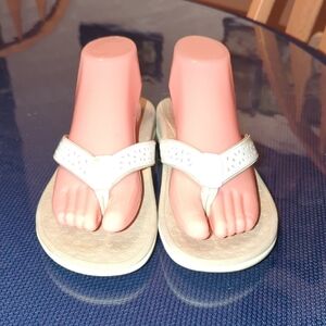 Vionic White Women's Sandals